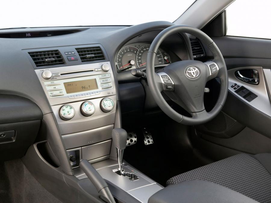  Toyota Camry Sportivo 2006 года  (фото 8 из 9)